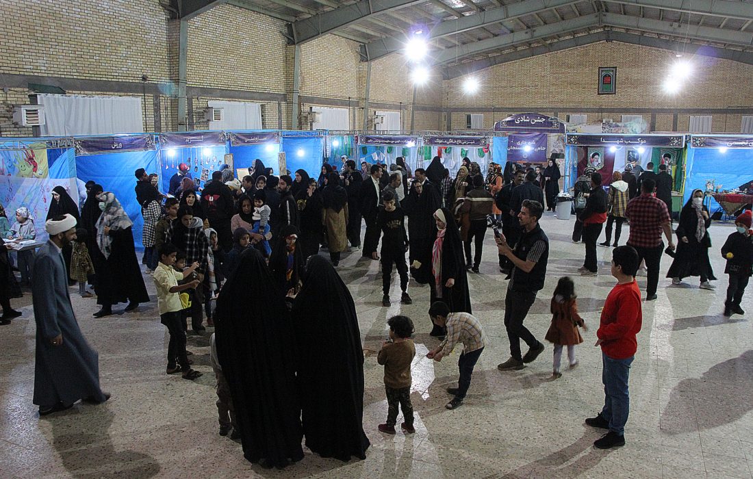 بیش از ده ها آیتم فرهنگی و هنری در جشن «دهه شادی» رفسنجان