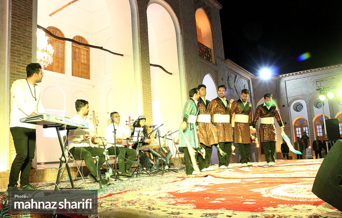 جشنواره نوروزی در خانه خشتی رفسنجان برپا شد