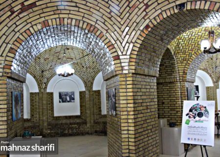نمایشگاه عکس مردمی «مسیر پیروزی» در رفسنجان افتتاح شد