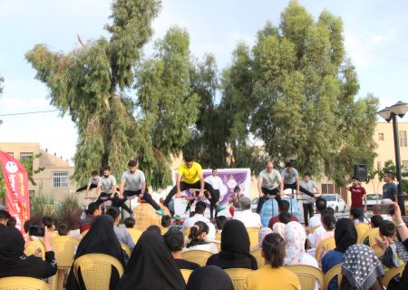 جشن عید فطر در بوستان خبرنگار رفسنجان برگزار شد