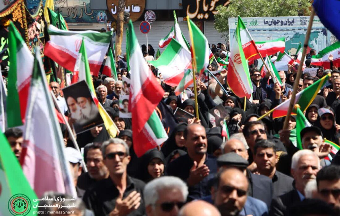 اجتماع حماسی مردم رفسنجان در میدان شهید سلیمانی؛ تجدید بیعت «دیار فاتحان اروند» با آرمانهای انقلاب###
